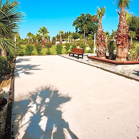 Mas La Farelle D'hote,fitness & Salle De Jeux Gratuite & En Supplement Hotel 4*