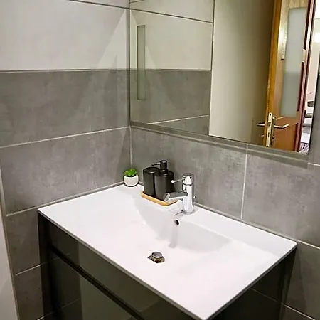 Mas La Farelle D'hote,fitness & Salle De Jeux Gratuite & En Supplement 4* Nîmes